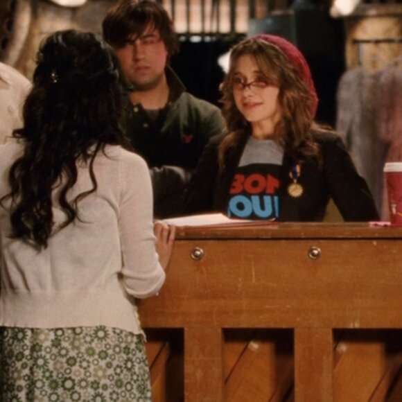 Junk Food Clothing Bonjour Tee T-Shirt ASO Kelsi High School Musical - Picture 8 of 8